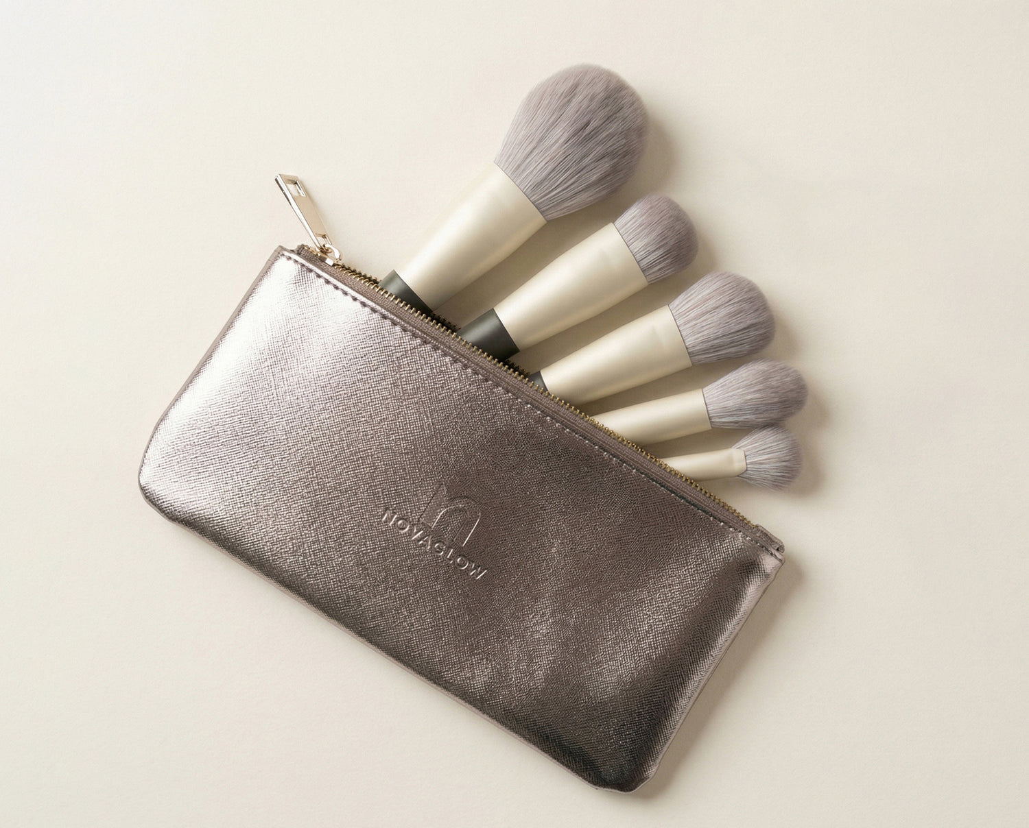 NOVAGLOW MINI makeup brush set with metallic travel pouch